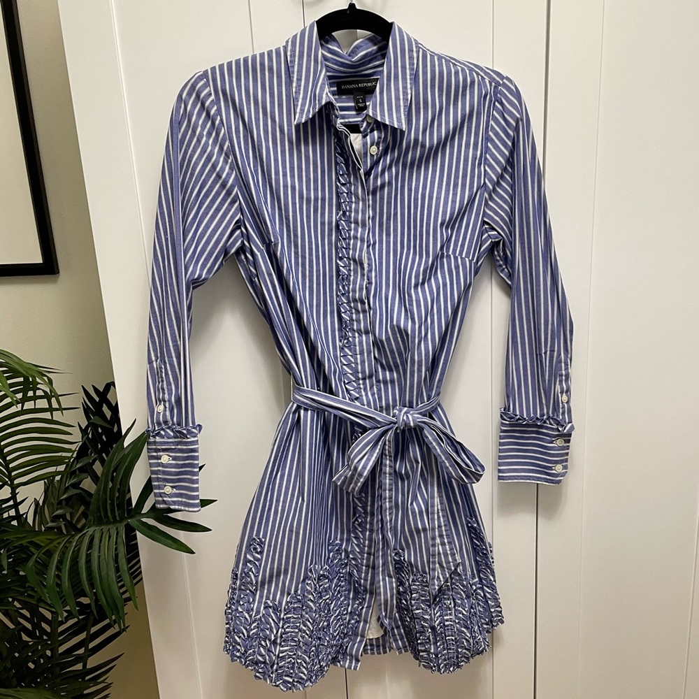 Banana Republic Blue and White Striped Long Sleeve Dress